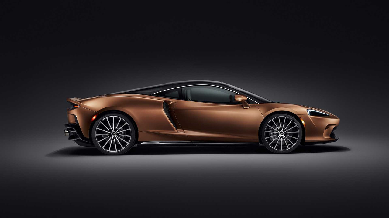 2020 McLaren GT (25)