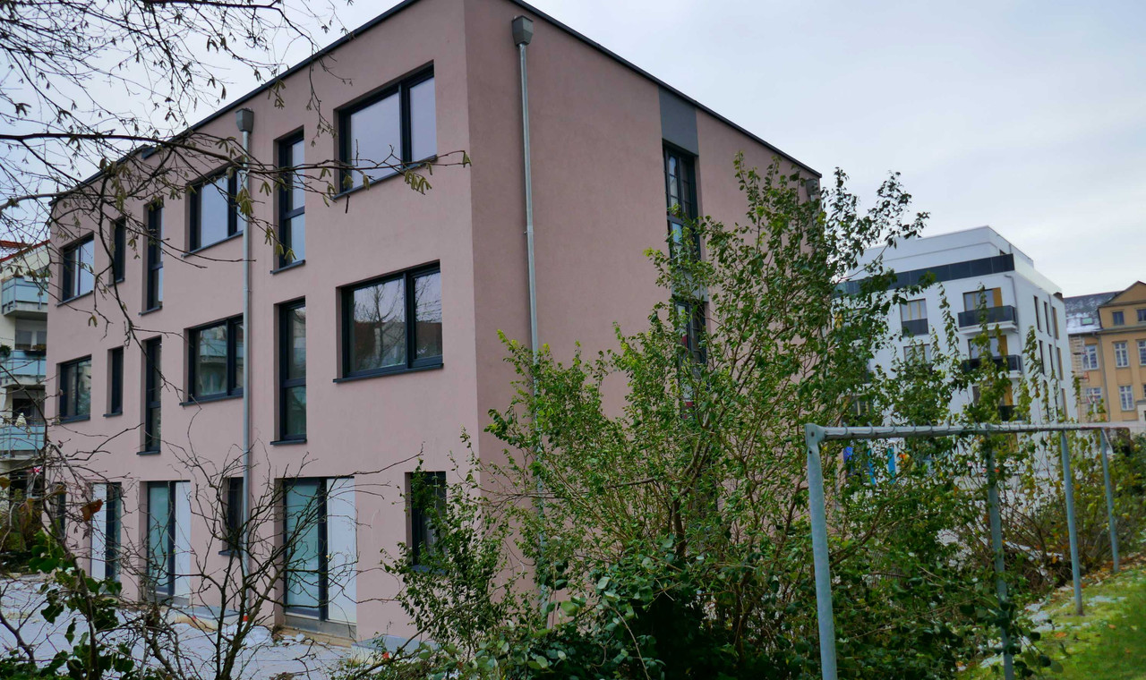 Bild: https://i.postimg.cc/YqqK8YK3/P1130778.jpg