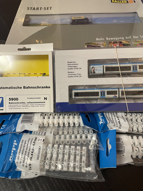 4FAED27E-AE17-4079-8E7B-22FE780012D7