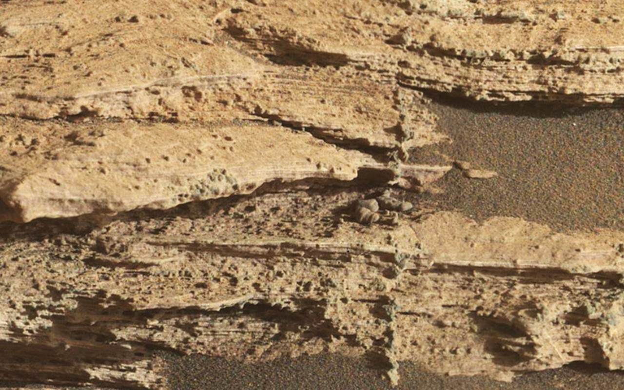 MARS: CURIOSITY u krateru  GALE Vol II. - Page 6 1-2