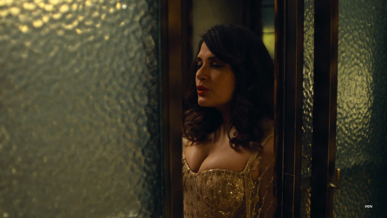 Inside Edge S02_4K_PART I.mkv_snapshot_01.02_[2021.06.21_19.17.14]