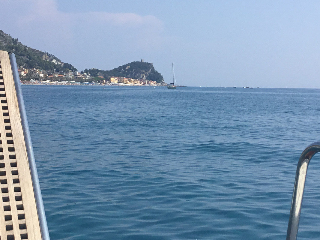 DE7E405C-0695-4D06-8010-7CE2FBAB9FE3