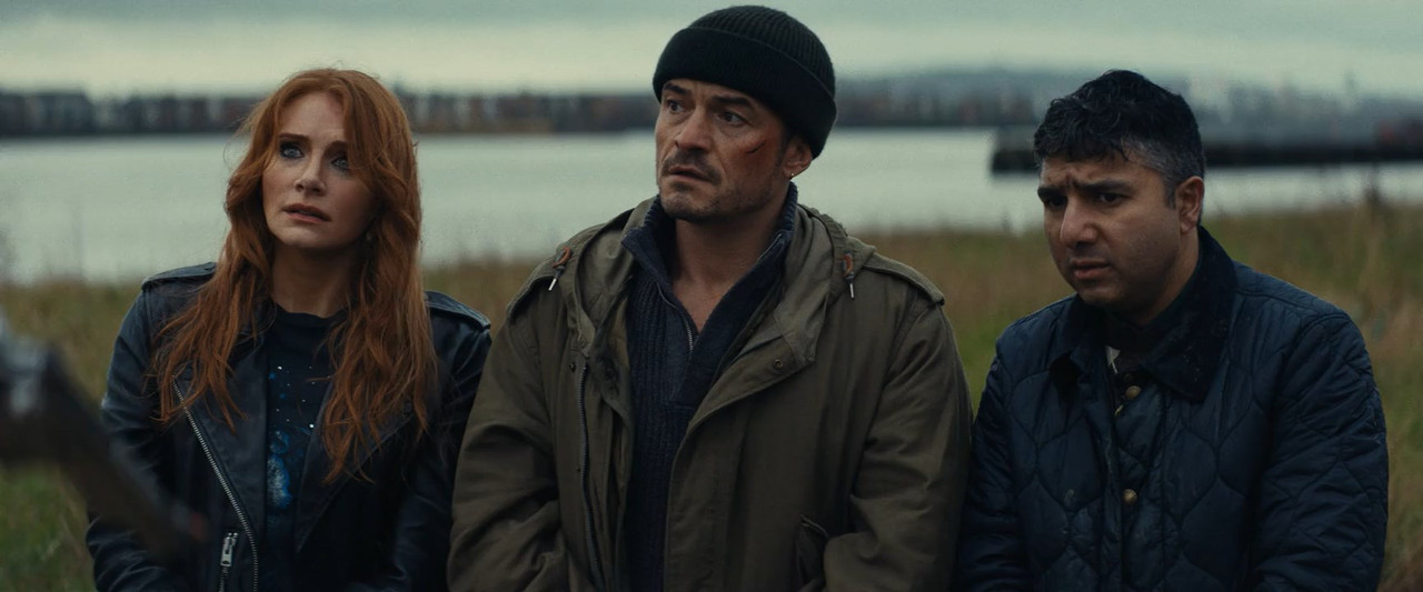 Deep Cover 2025 WebRip [Hindi + English] 480p 720p ESub Screenshot