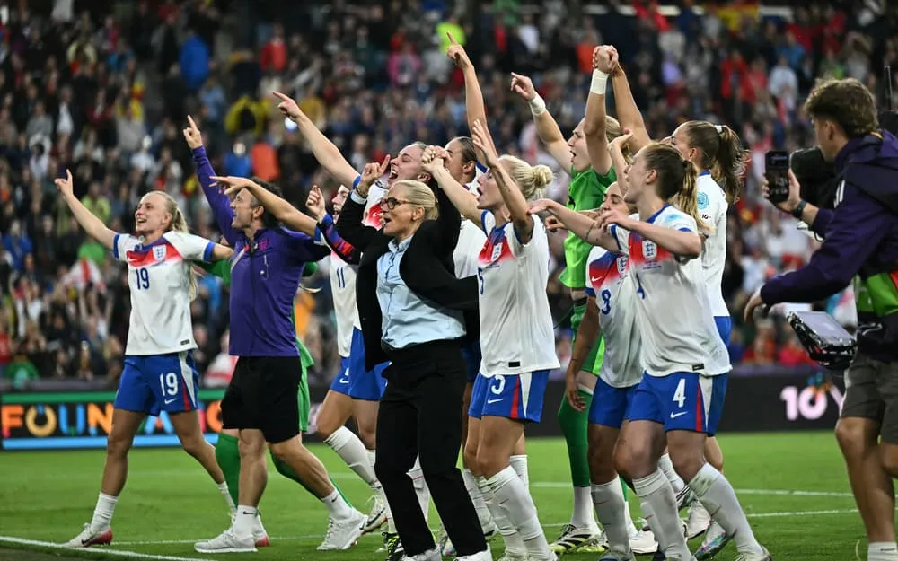 Who Is Favored To Win The Spain-England Game