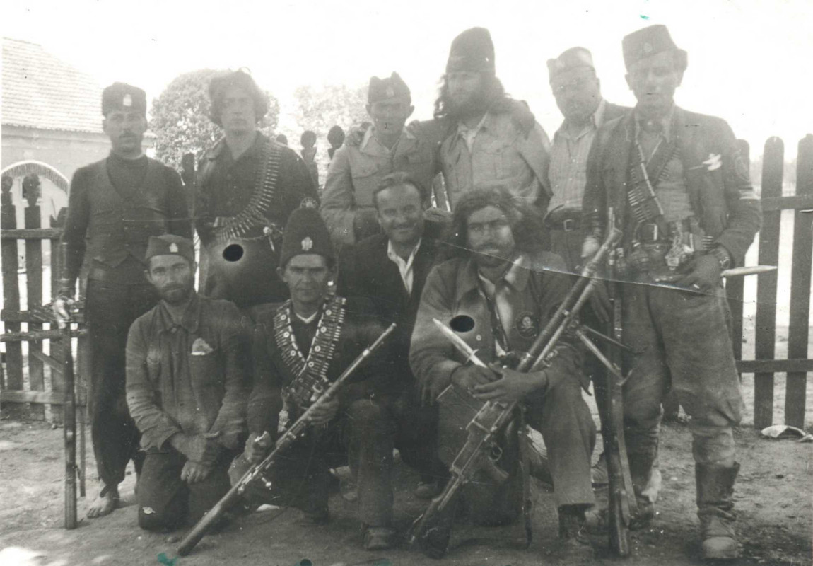 [Слика: 0284.jpg]