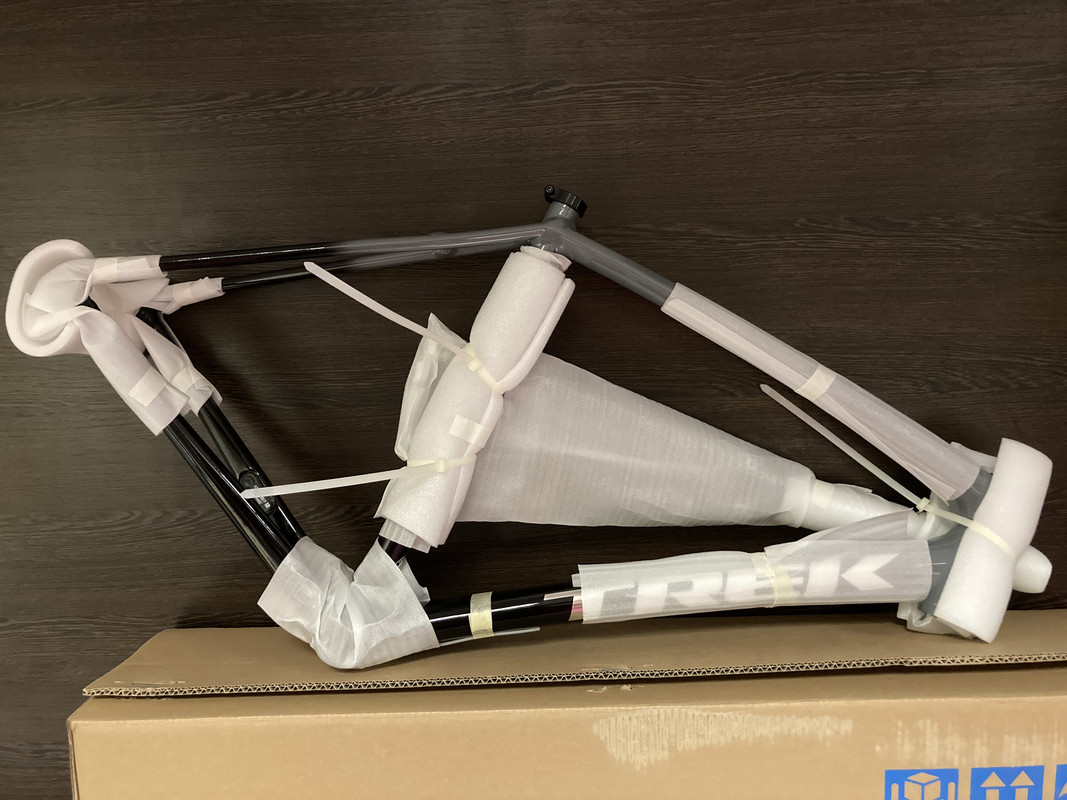 B7FD64A2-586D-4137-92C3-5201CE51643F