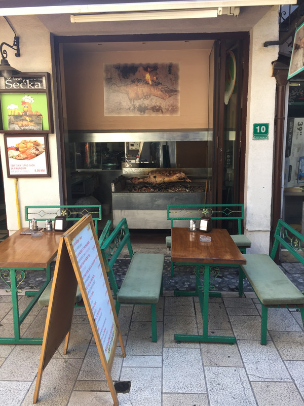 9265B8CD-842D-4379-85B1-DAEEE731F26F