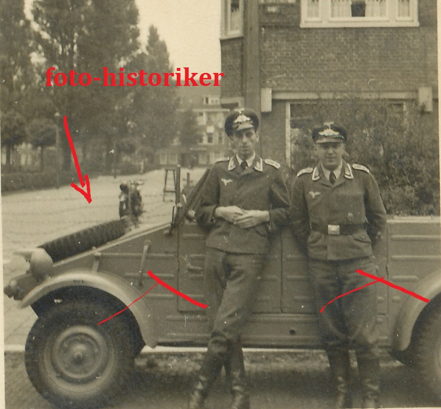 Kameraden LW Uniform vor VW Kübelwagen TYP 82 im