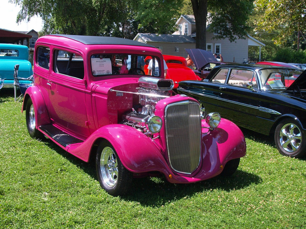 pink-vintage-chevrolet-hot-rod.jpg