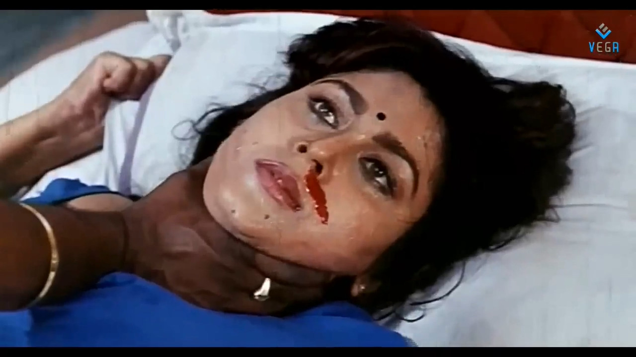 Dolly Minhas Palviahgam Avi - Villains Troubles a Women_4MxpygcjgQs.mp4_20220519_115030.811