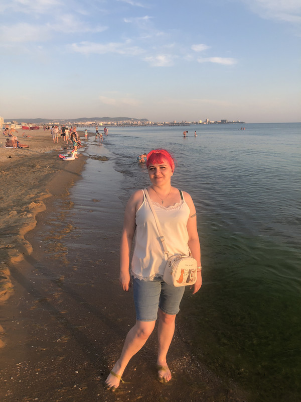 D1756D89-ABB0-4B7F-93F1-B1768FC516DF