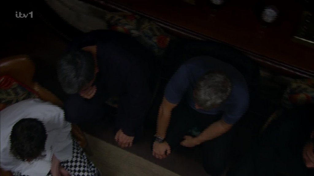 [Image: 2qorn8dv1ix0.jpg]