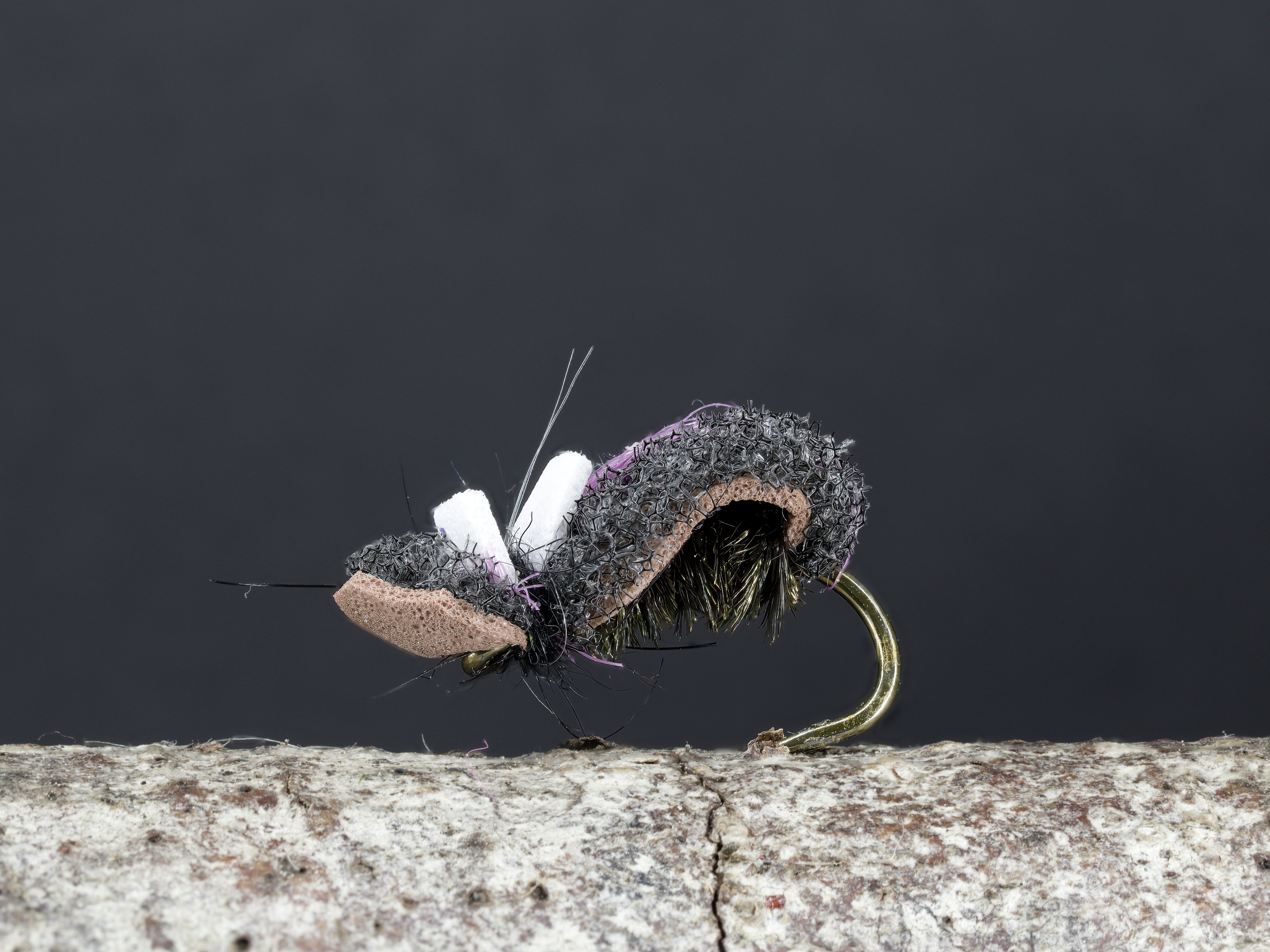 ZV2025-05-21-19-55-40-B-R8-S4-Fly-Tying.jpg