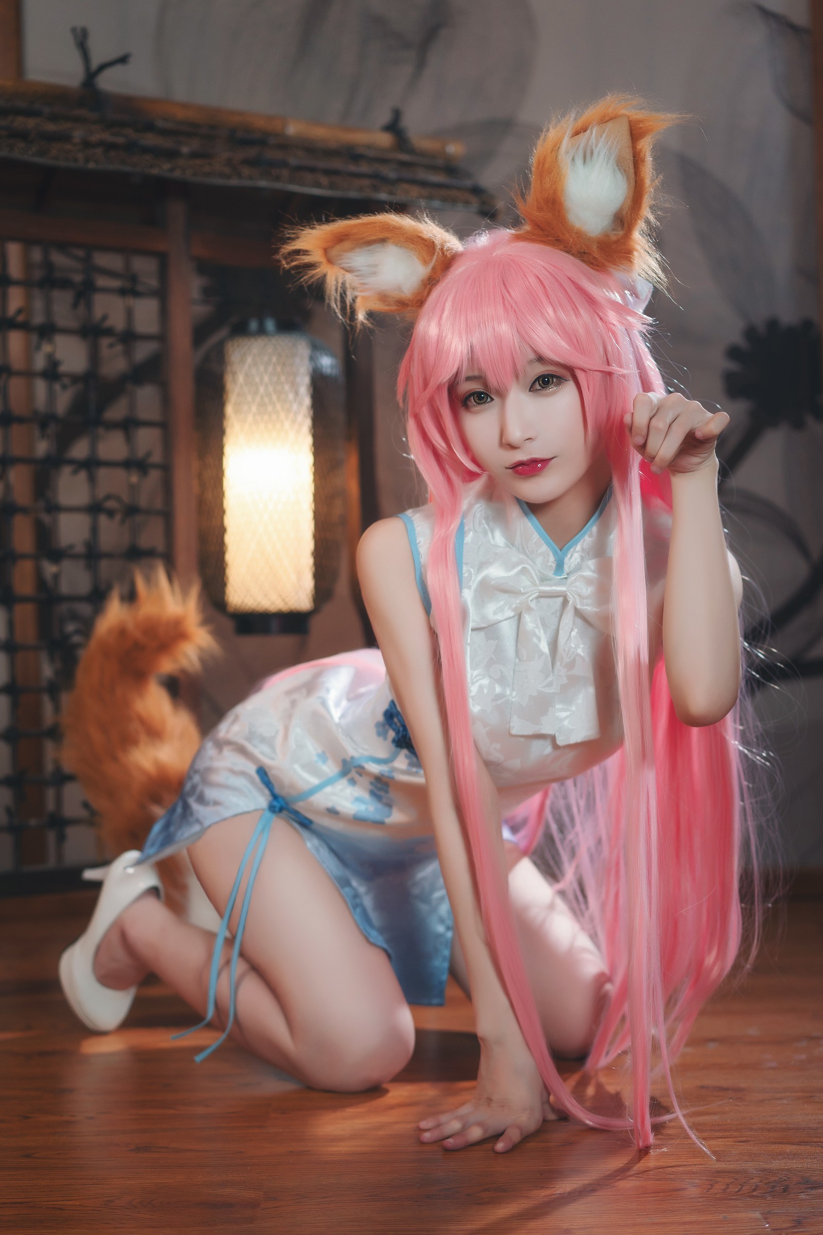 w百合欧皇子w 小玉旗袍写真集 – 中式旗袍COS 高清美图 [20P-174MB]