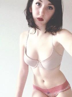 [Image: 709499632-homemade-pics12975-128124.jpg]