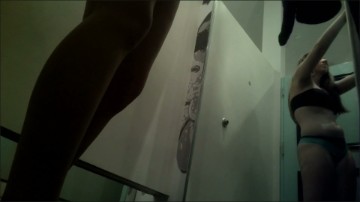 [Image: Voyeur35055143840.jpg]