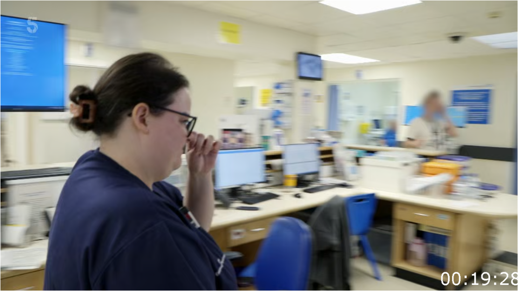 [Image: 5wc6ad2abl7i.png]