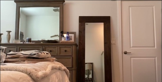 [Image: Voyeur40715124423.jpg]
