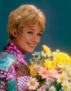 shirley-jones-mb28
