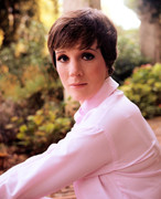julie-andrews-md71