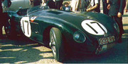 24 HEURES DU MANS YEAR BY YEAR PART ONE 1923-1969 - Page 27 52lm17-Jag-CType-SMoss-PWalker-1