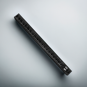 PDU APC montada verticalmente