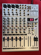 Behringer Eurorack UB1204FX-Pro Mixer: Unable to access effects