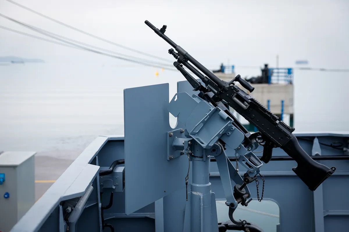 434cfbeaf9b6c838cfa8 63532741