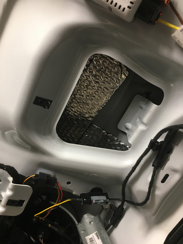 B2776BC0-A645-44E3-8906-878A9D6E5500