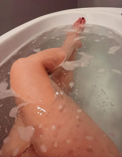 AEE0F0BF 5226 4746 A053 D8356BE07E1F