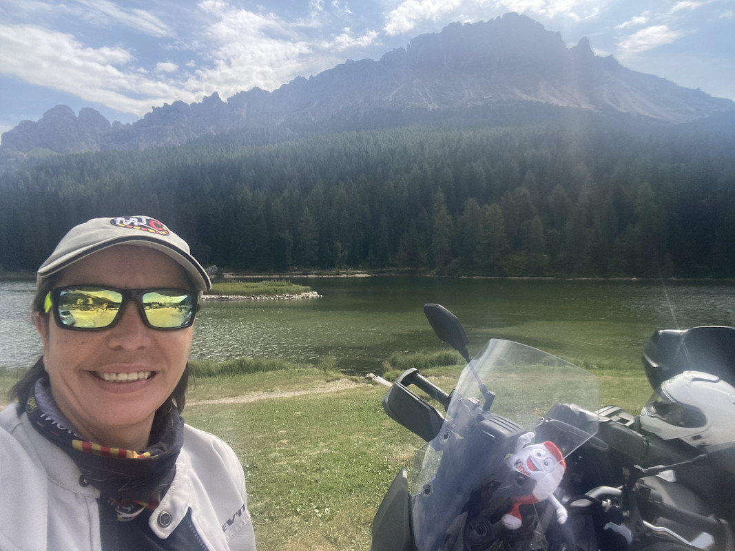 44ACDE0A-3147-4999-B6F9-5E11815A3E98