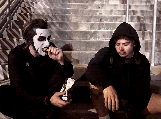 tumblr_f7ab43e2e57359725dd0ee45e44c567e_978d0b89_540