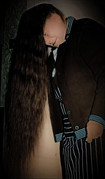 https://i.postimg.cc/Z0xstmkT/Mum-Hair-1.jpg