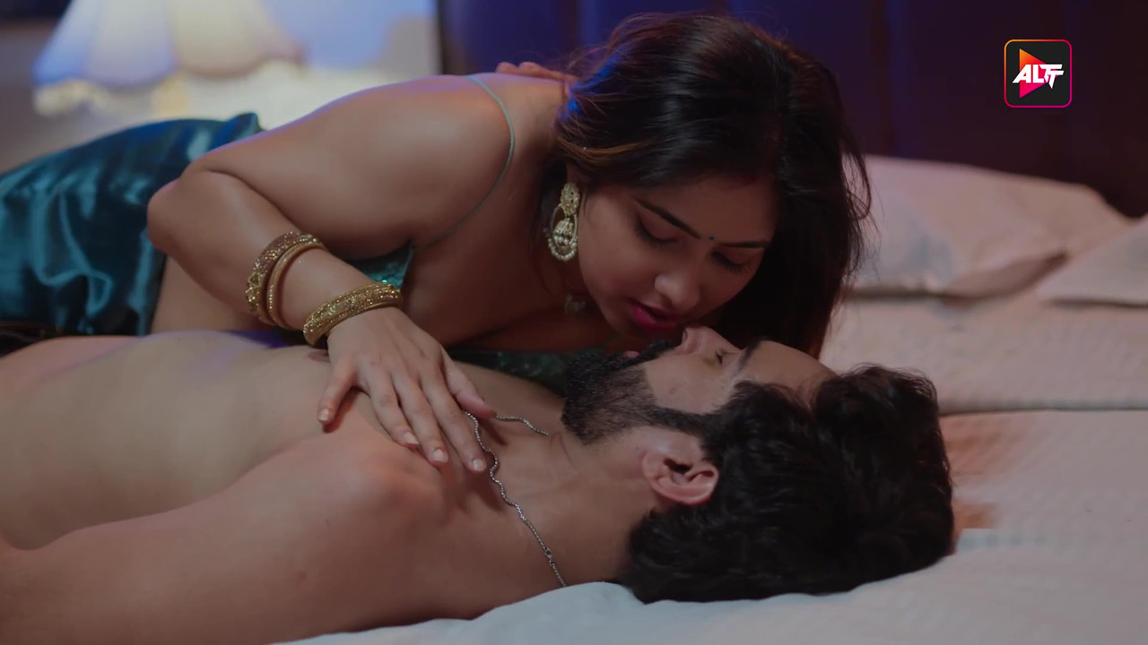 vlcsnap-2025-06-24-00h51m24s984