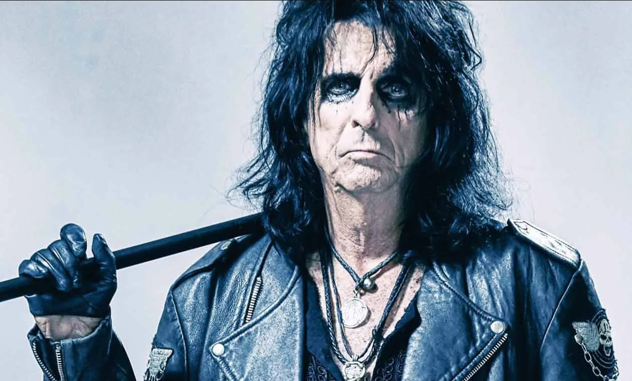 Alice Cooper festeja 75 años de edad