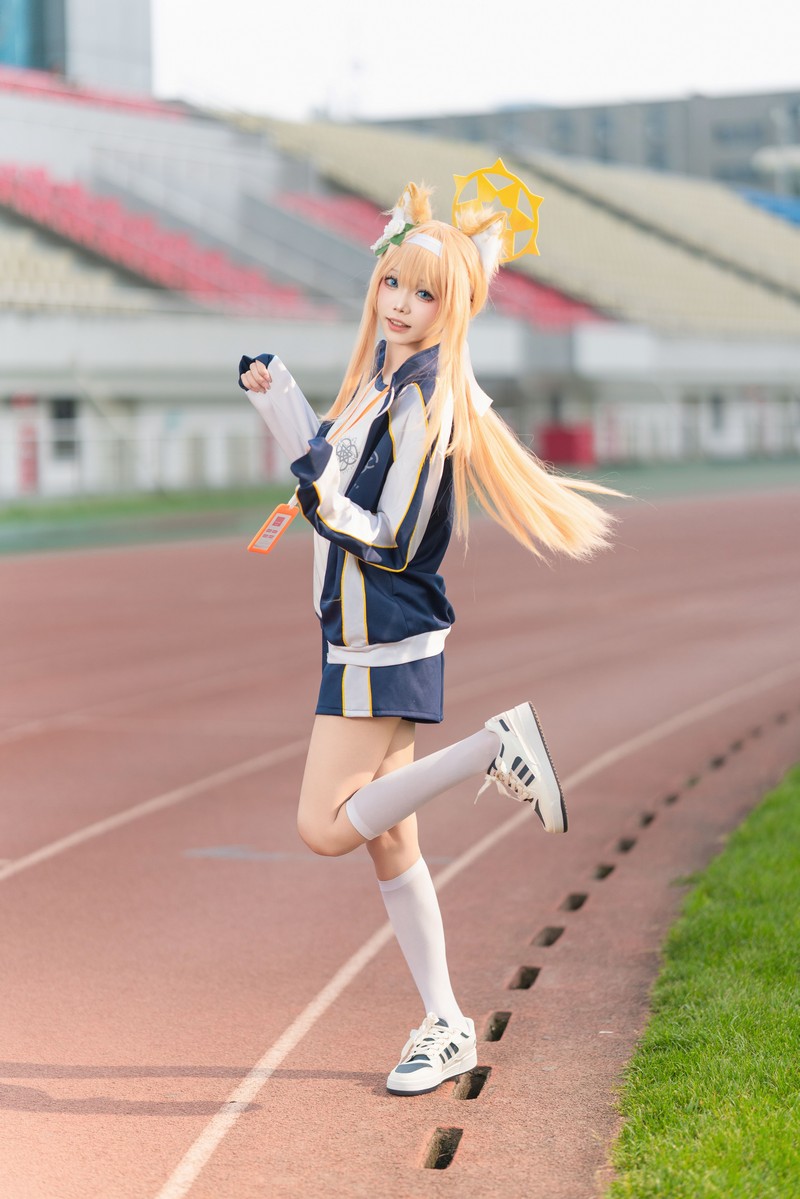 艾西Aiwest 碧蓝档案伊落玛丽体操服Cosplay写真图集 高清美图 44P (178MB)插图