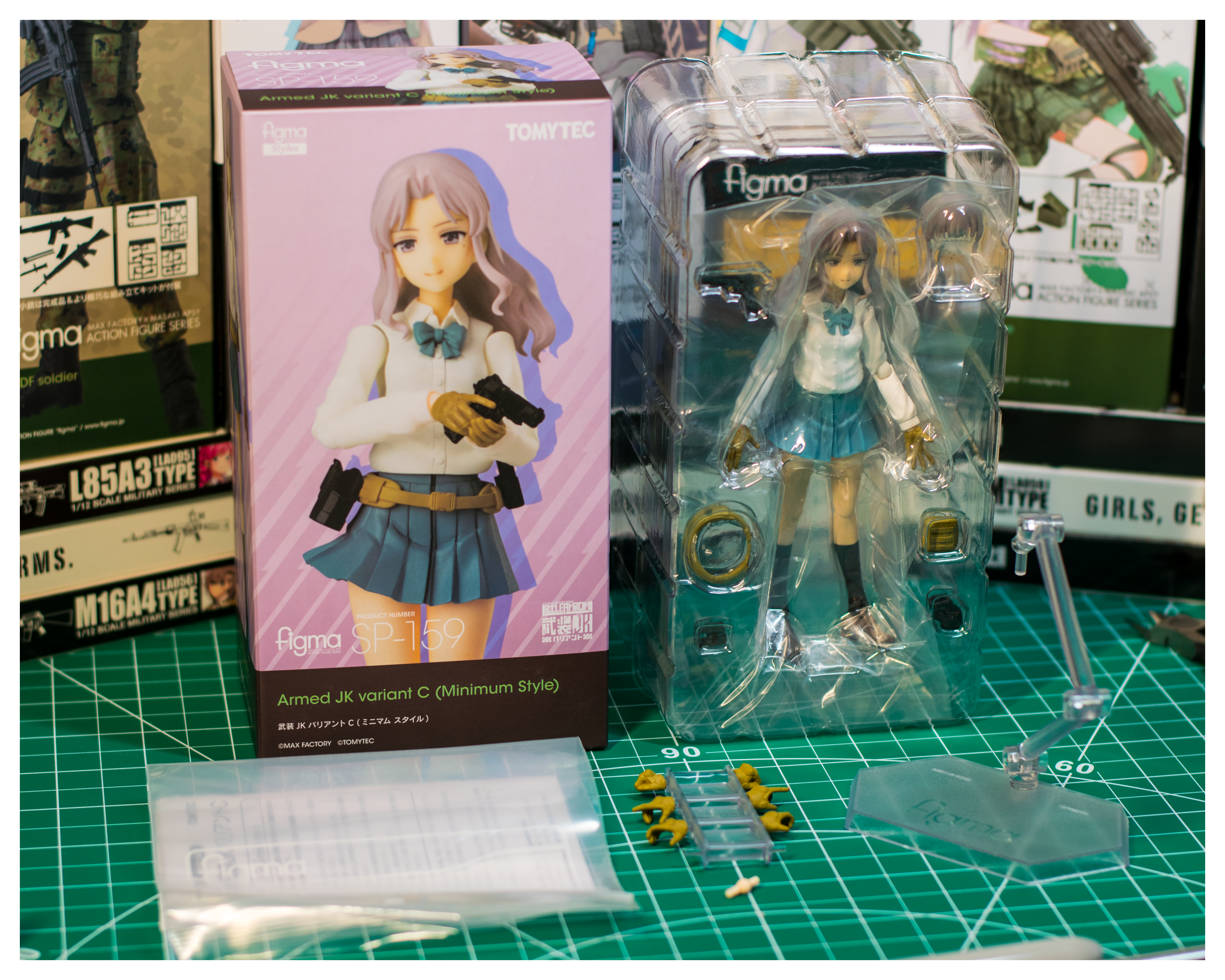 Tomytec Little Armory X Figma Styles: Armed JK Variant A Action Figure: Personaggio In Divisa Scolastica Con Equipaggiamento Tattico, Personalizzabile - 3