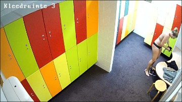 [Image: Voyeur21485112001.jpg]