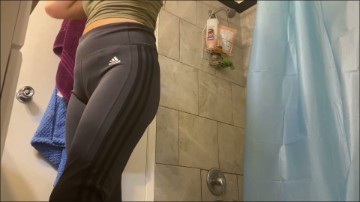 [Image: Voyeur40175124432.jpg]