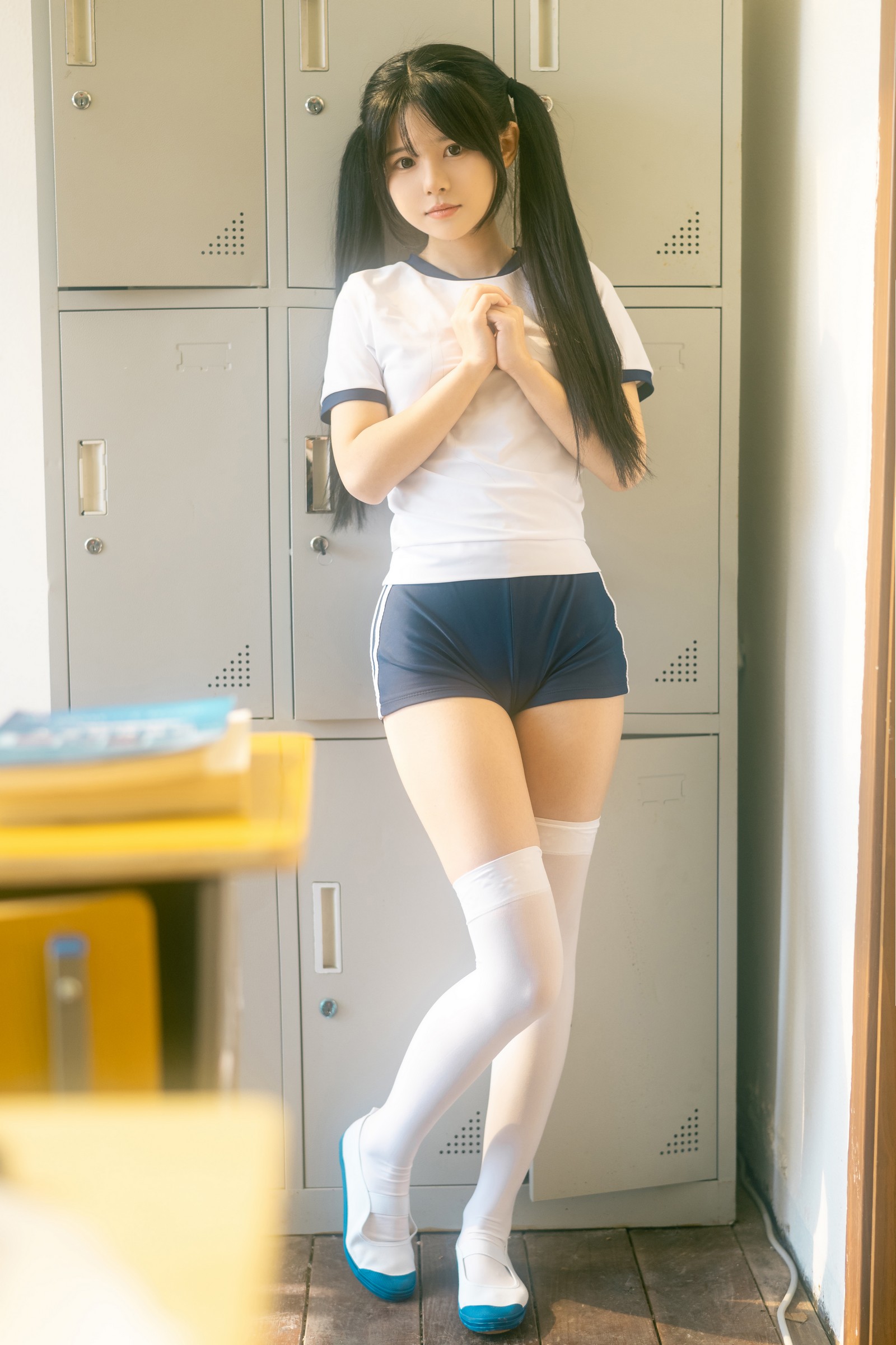 rua阮阮 春之更衣室 体操服 写真图集｜日系校园风高清摄影（47P｜469MB）插图1