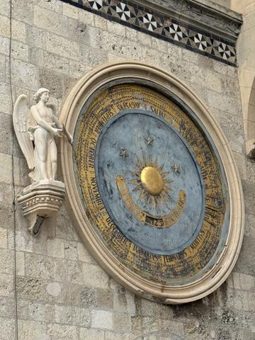 [Linked Image from i.postimg.cc]