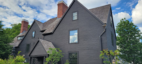 Bookish Field Trip: The House of the Seven Gables