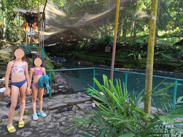 Un mes por Filipinas y Tailandia con niñas (2025) - Blogs de Asia - --DÍA 8 (18 junio): Camiguin (Mantigue Island y Termas) (4)