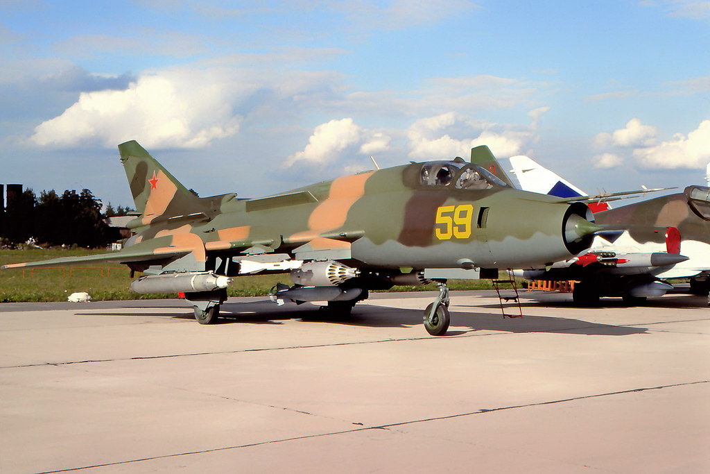 20 GvAPIB Su-17M4 59 yellow_16309