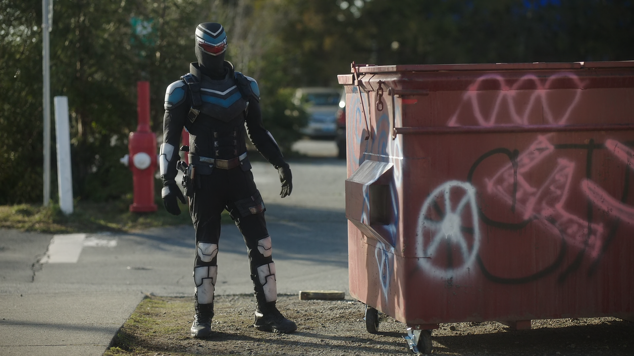 Peacemaker.S01E03.Better.Goff.Dead.1080p.10bit.HMAX.WEB-DL.DD5.1.HEVC-Vyndros.mkv_snapshot_01.22_[20