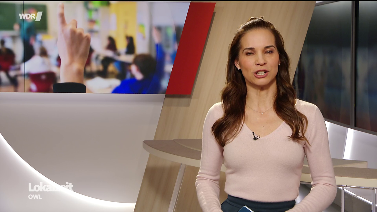Kristina Sterz WDR Lokalzeit OWL 12 03 2026 112X Caps 90