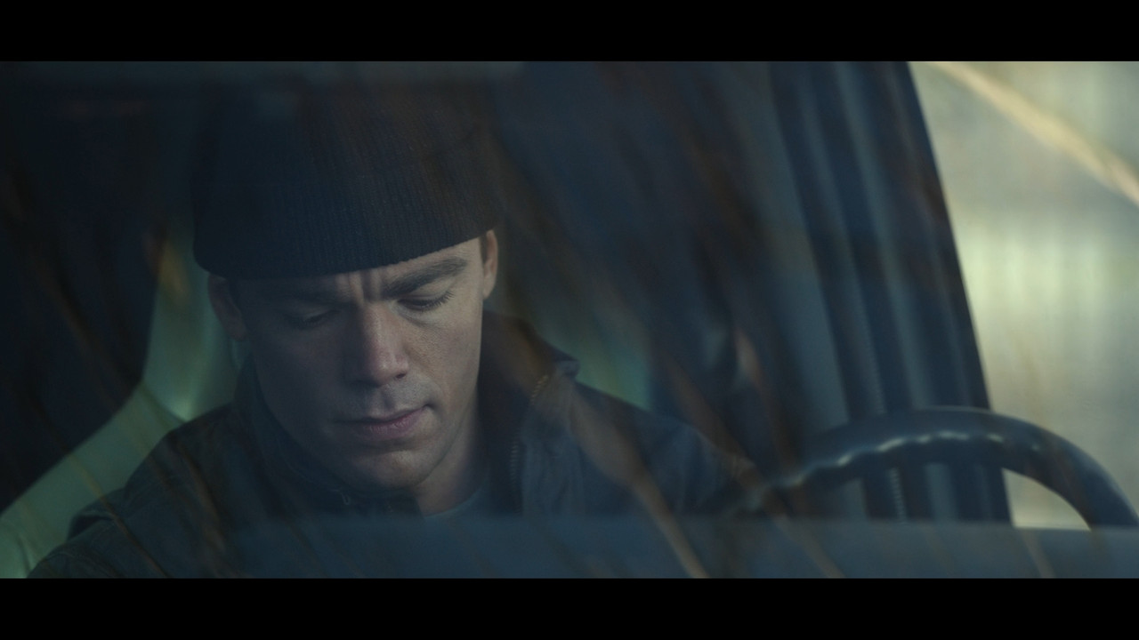 The Night Agent 2025 S02E01 ViE-LT Netflix 1080p WEB DDP x264-NM21vi.mkv_snapshot_27.43.662