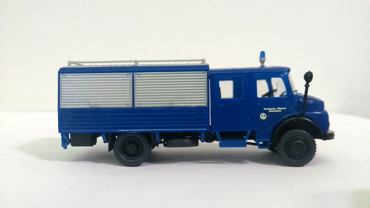 Mach (2454)