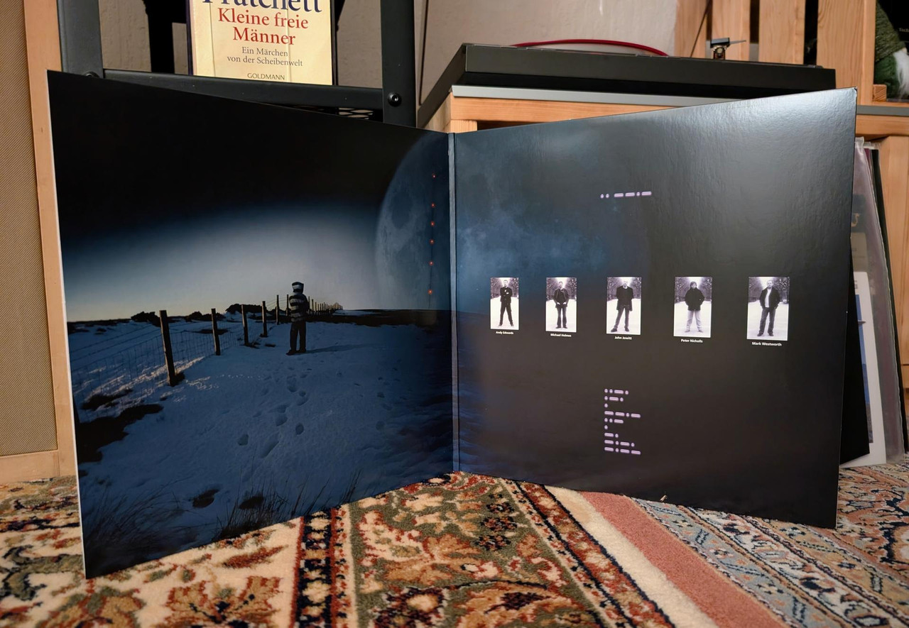 [Bild: PXL-20251208-183335351-3.jpg]