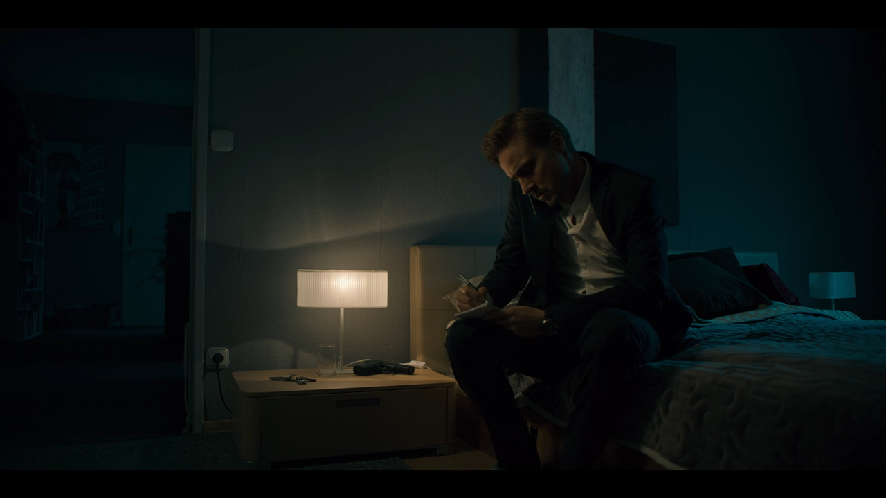 Dogs.of.Berlin.1x01.V.I.P.ITA.GER.ENG.1080p.NF.WEBRip.DD5.1.x264